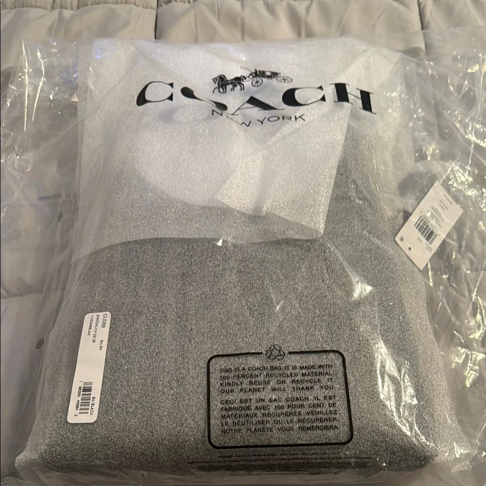 Coach Brooklyn 28 in black